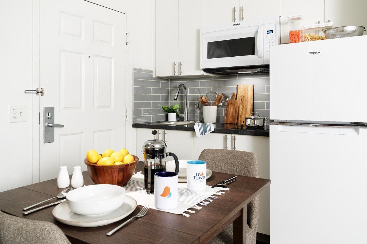 Intown Suites Extended Stay Select Hampton Va Экстерьер фото