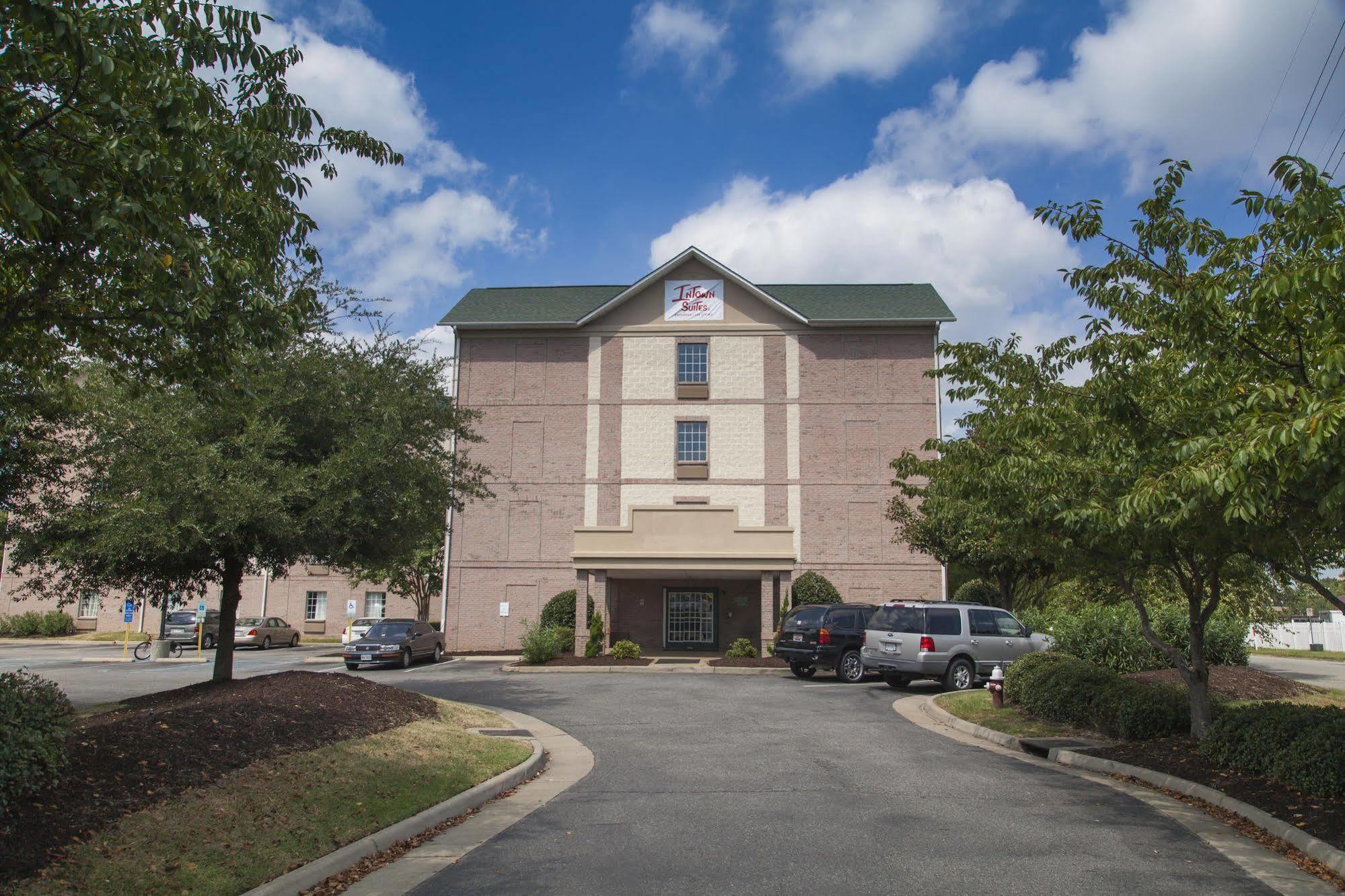 Intown Suites Extended Stay Select Hampton Va Экстерьер фото
