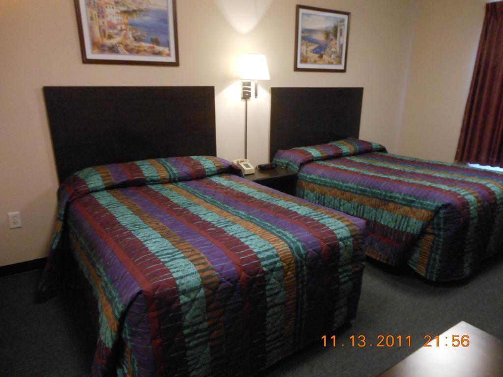 Intown Suites Extended Stay Select Hampton Va Экстерьер фото