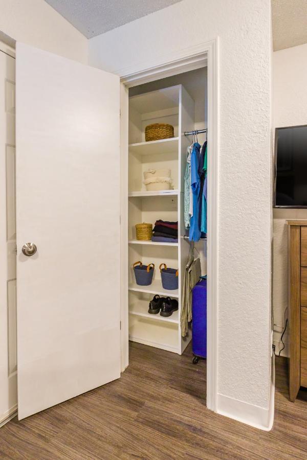 Intown Suites Extended Stay Select Hampton Va Экстерьер фото