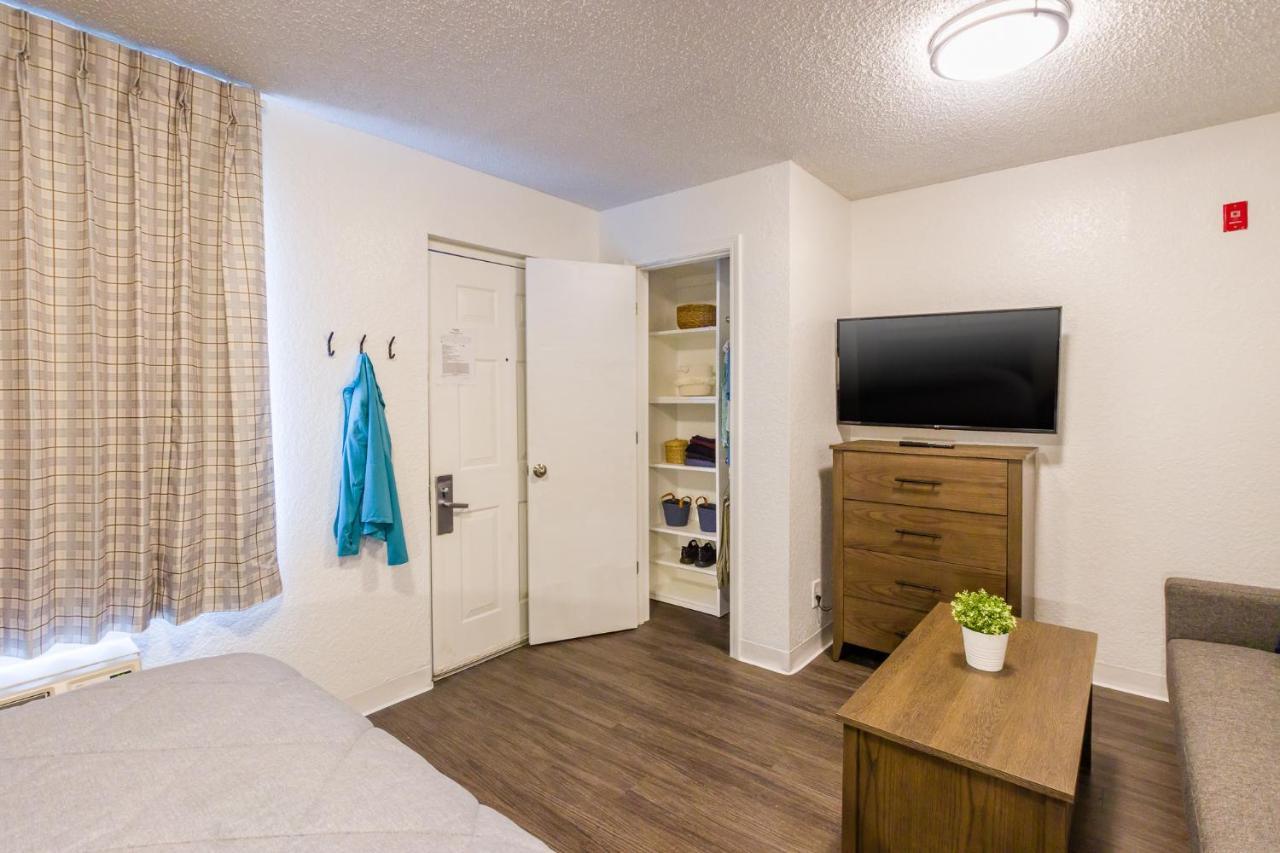 Intown Suites Extended Stay Select Hampton Va Экстерьер фото